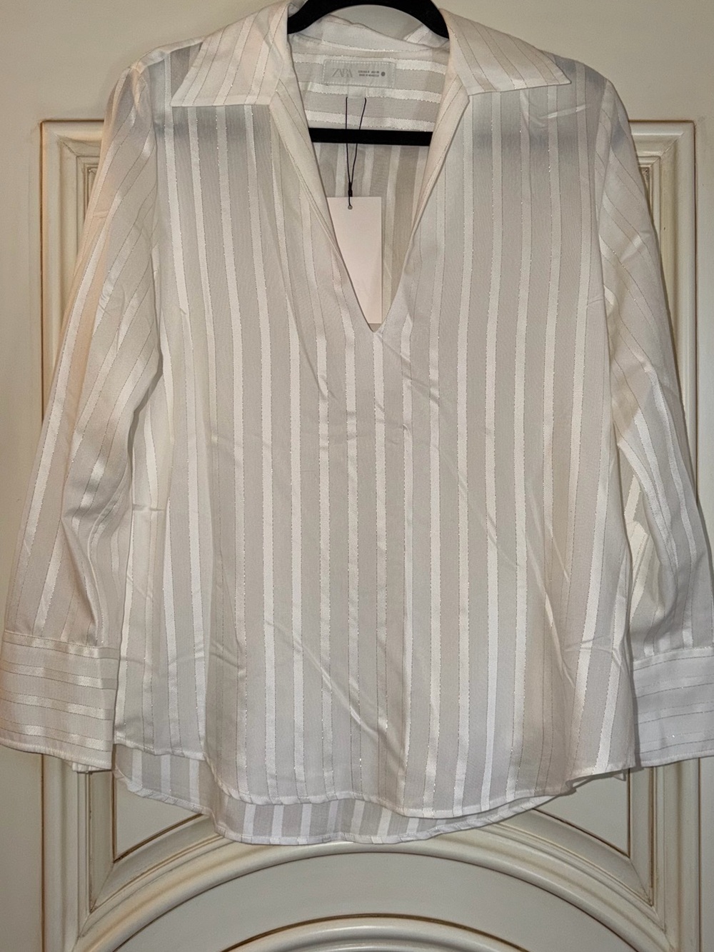 Zara White Vertical-Stripe V-Neck Blouse
